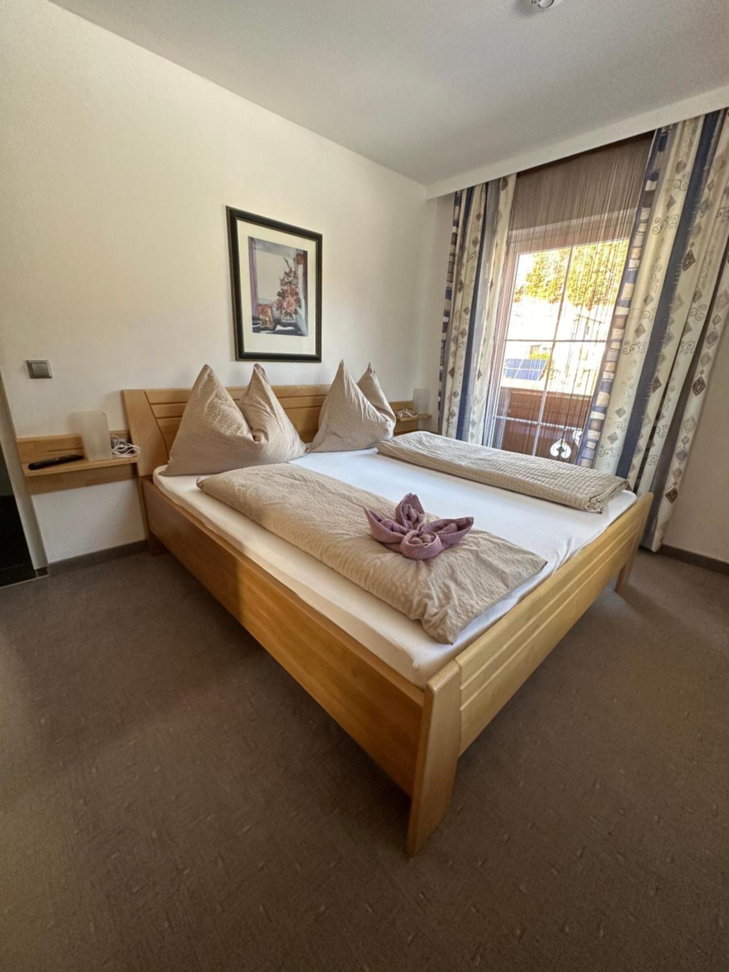 Fruehstueckspension Alpenrose Bed & Breakfast Iselsberg Eksteriør bilde