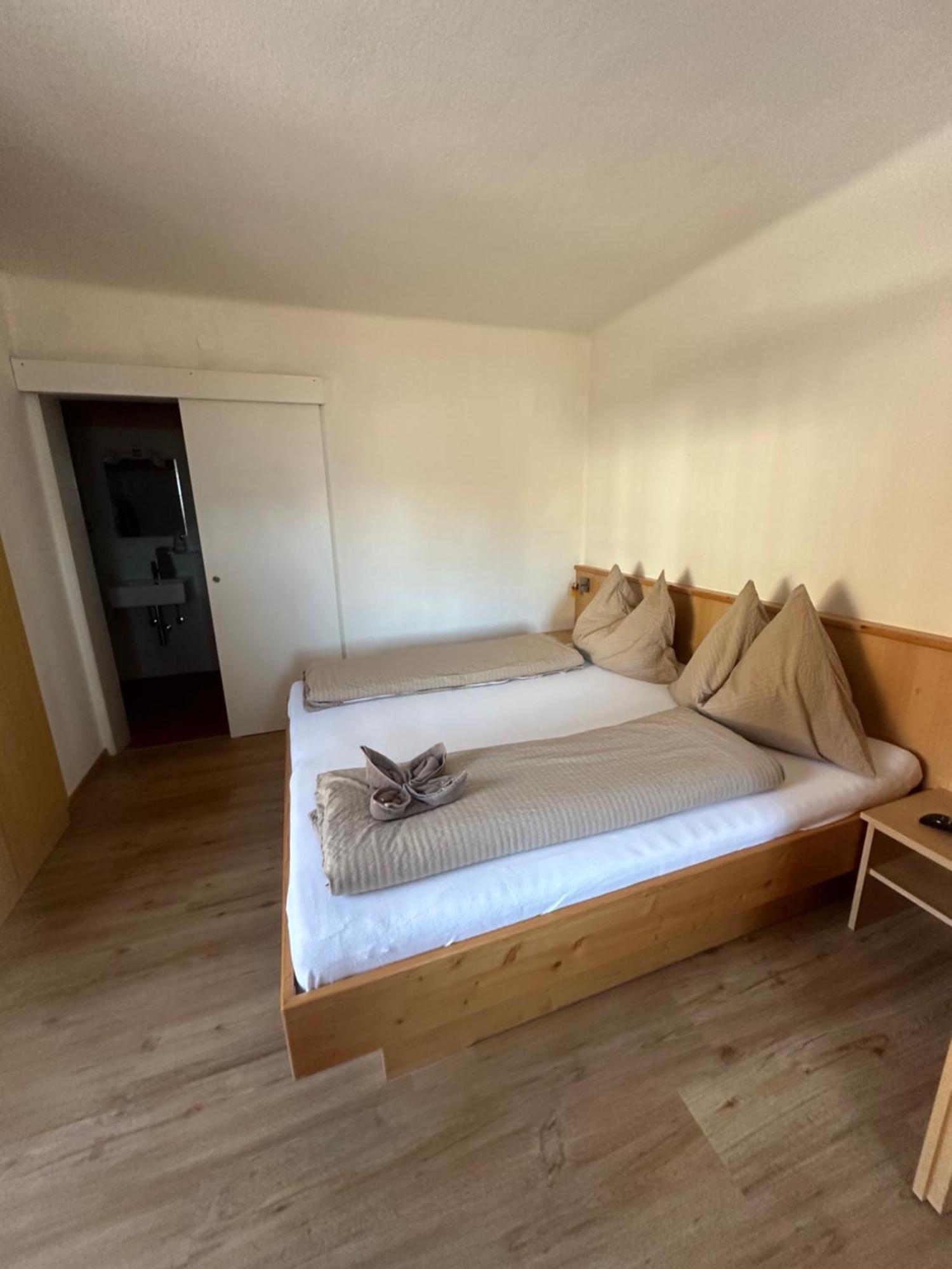 Fruehstueckspension Alpenrose Bed & Breakfast Iselsberg Eksteriør bilde