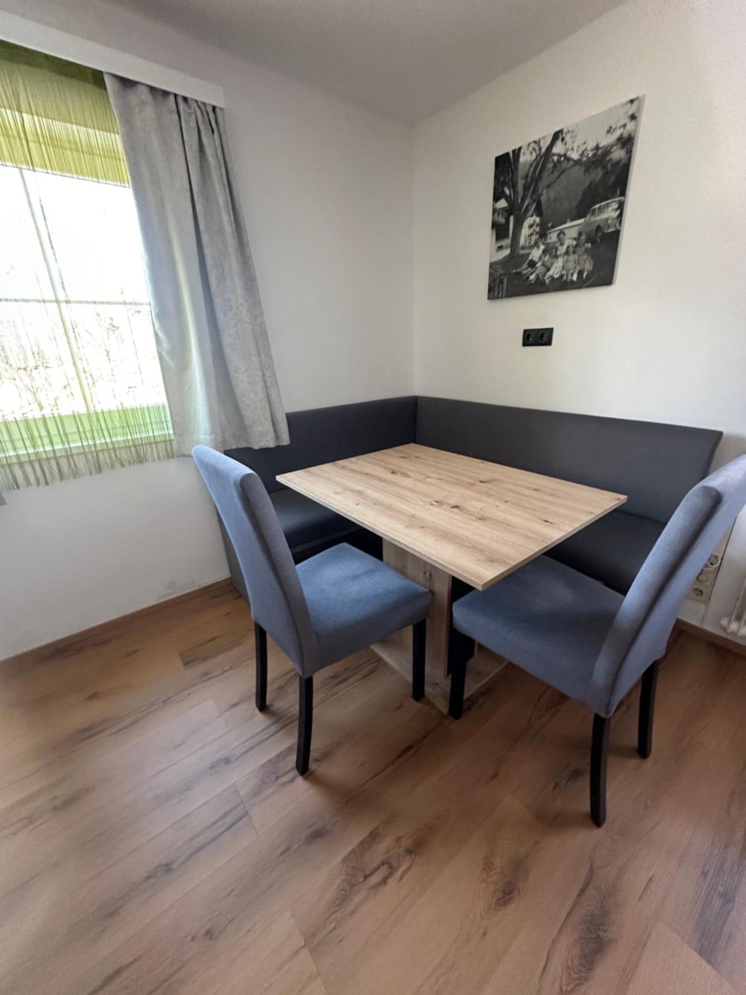 Fruehstueckspension Alpenrose Bed & Breakfast Iselsberg Eksteriør bilde